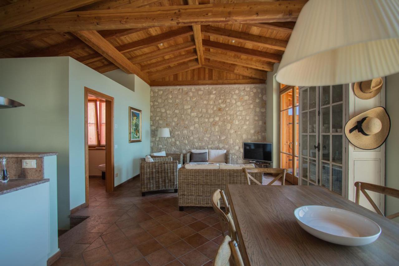Villa Limone ลีโมเนซุลการ์ดา ภายนอก รูปภาพ