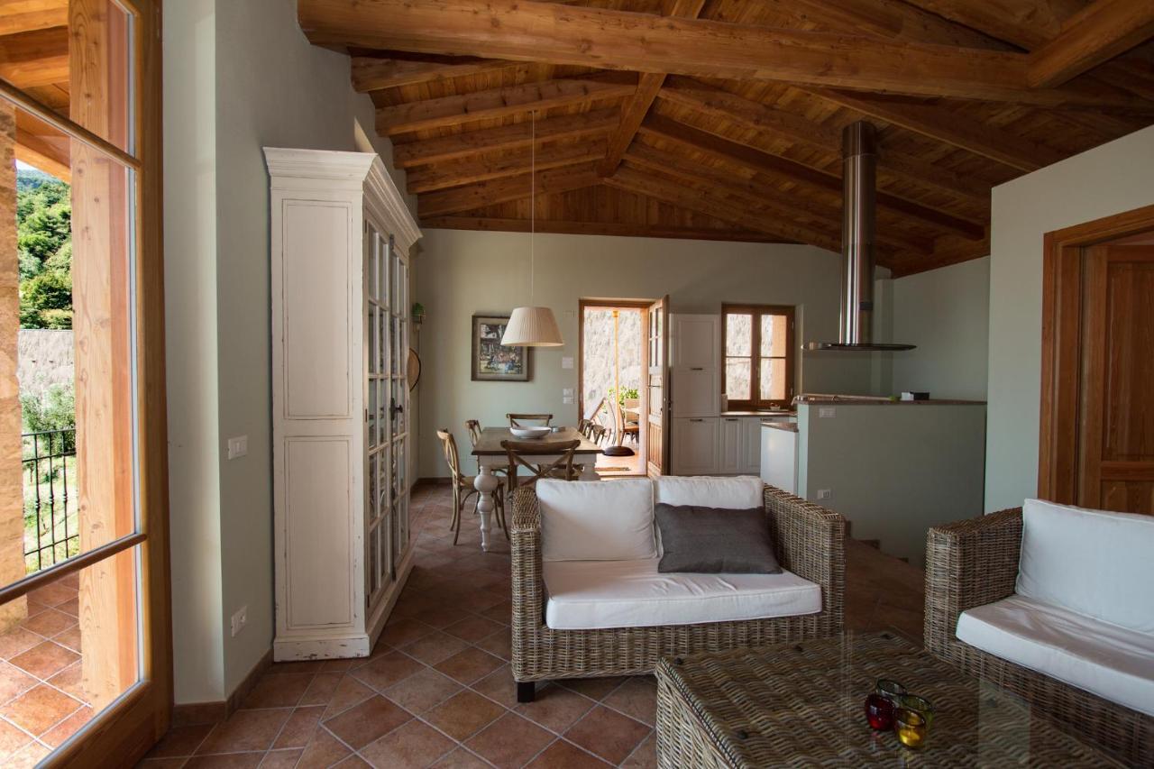 Villa Limone ลีโมเนซุลการ์ดา ภายนอก รูปภาพ